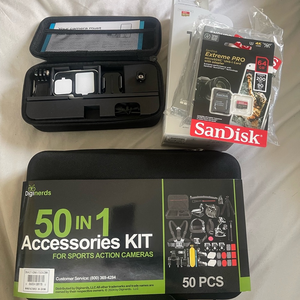 Diginerds Camera Accessories Kit with SanDisk Card